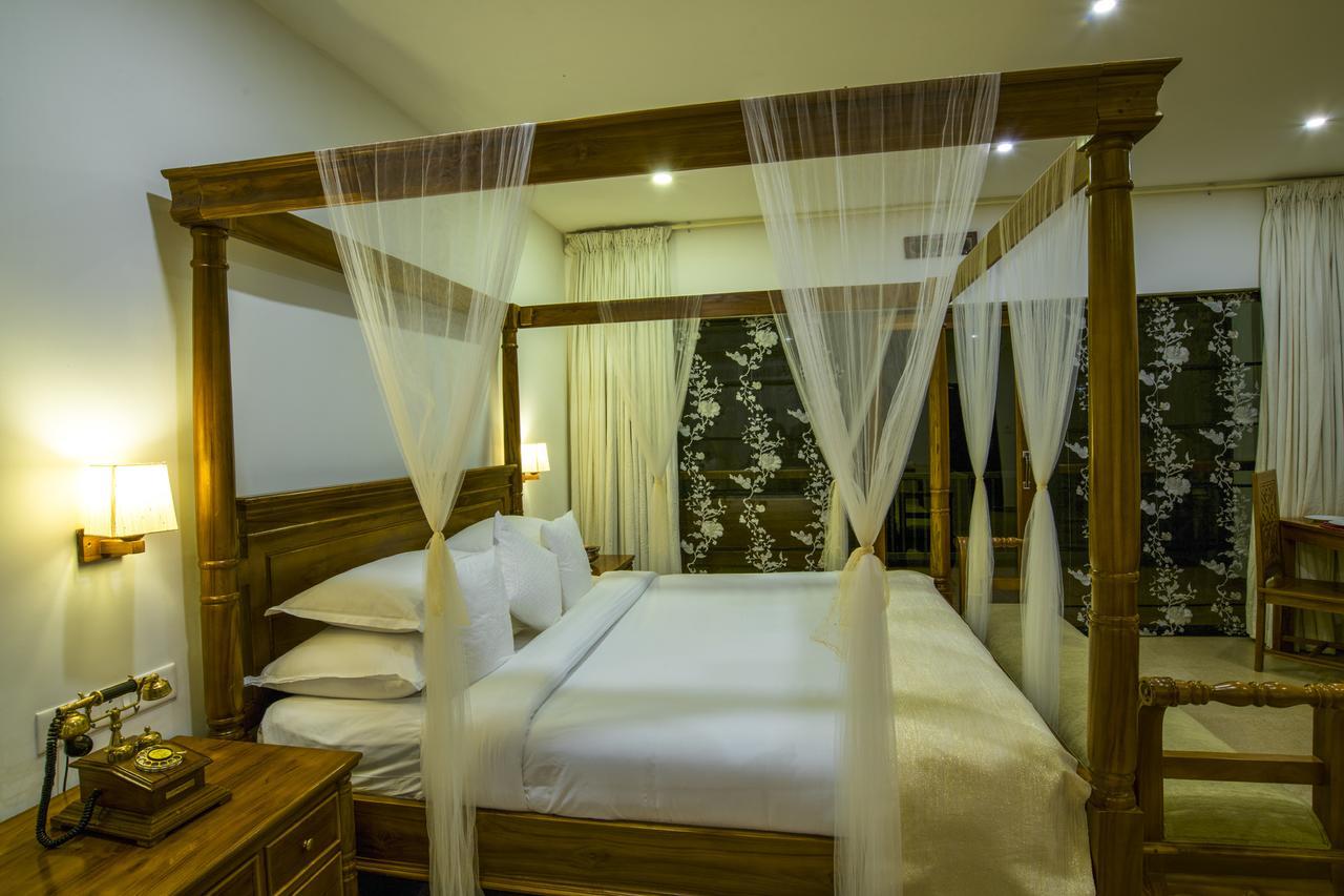 Olive Golden Ridge Resort Chinnakanal Bagian luar foto