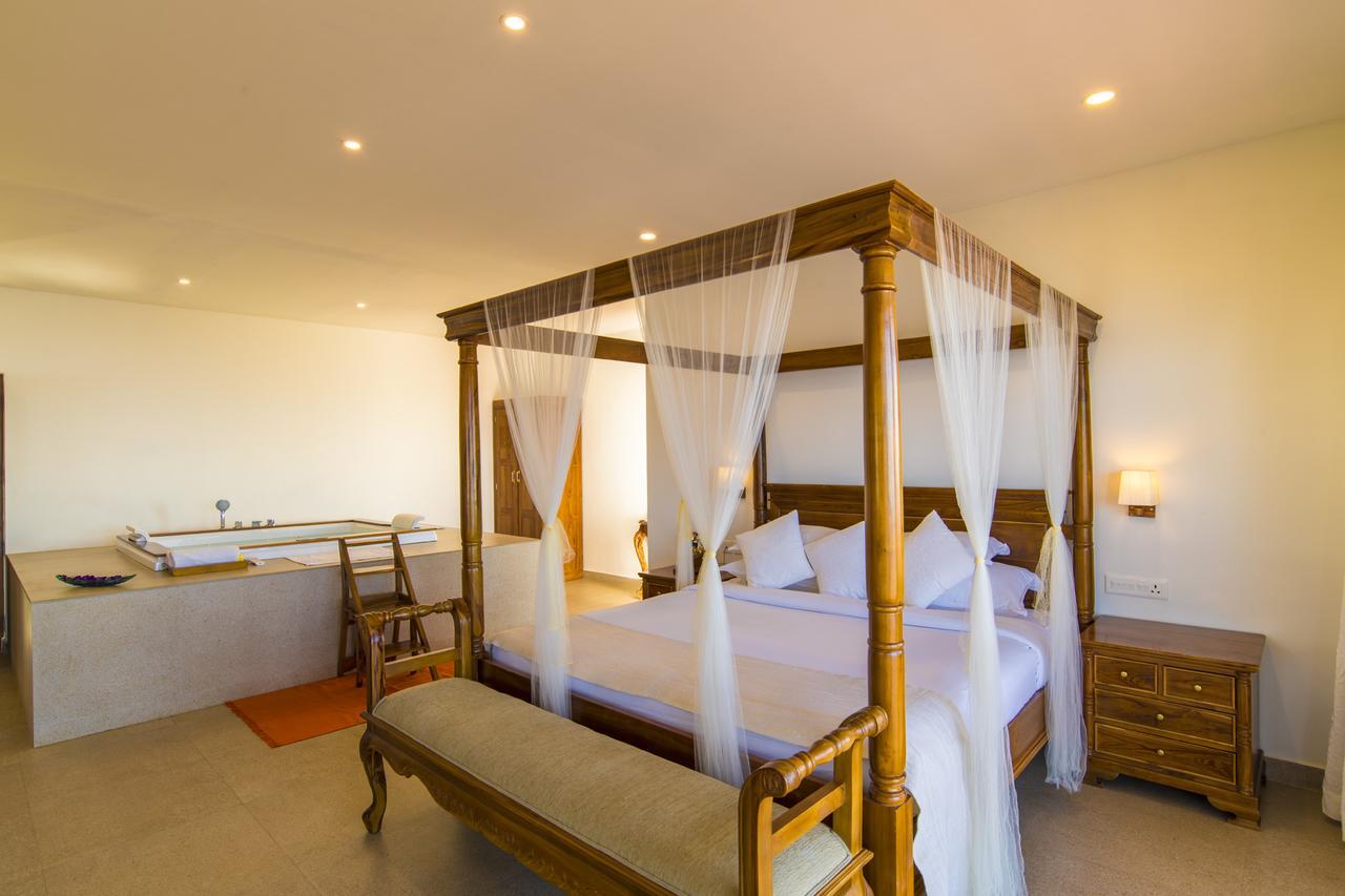 Olive Golden Ridge Resort Chinnakanal Bagian luar foto
