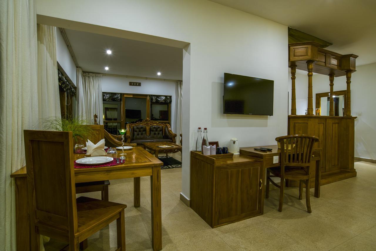 Olive Golden Ridge Resort Chinnakanal Bagian luar foto