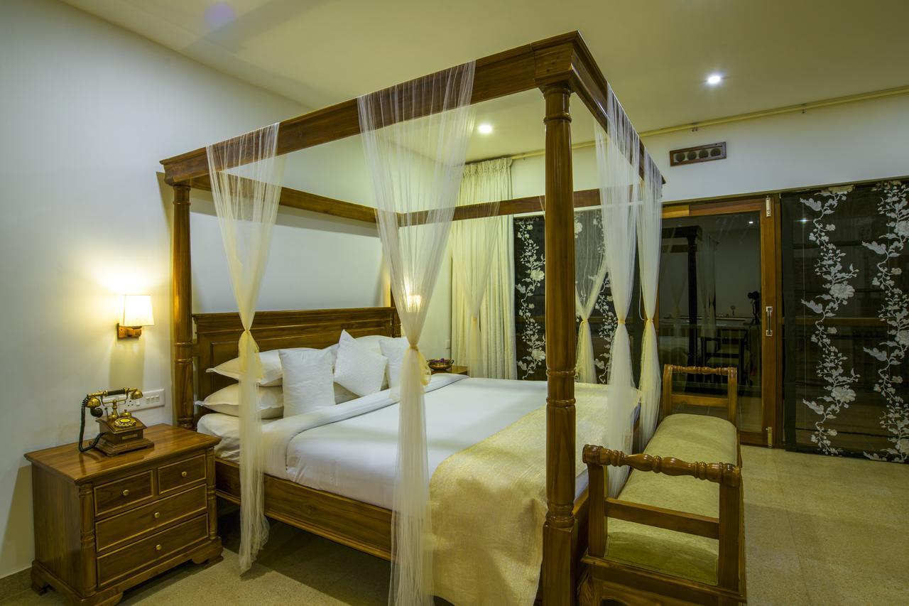 Olive Golden Ridge Resort Chinnakanal Bagian luar foto