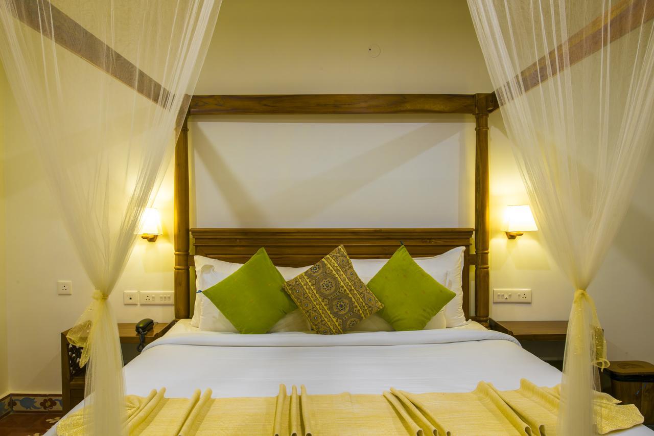 Olive Golden Ridge Resort Chinnakanal Bagian luar foto