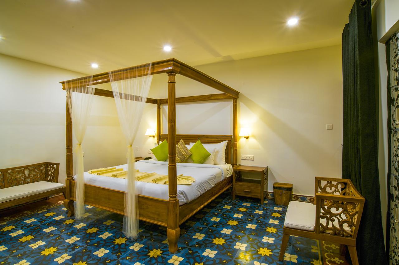 Olive Golden Ridge Resort Chinnakanal Bagian luar foto
