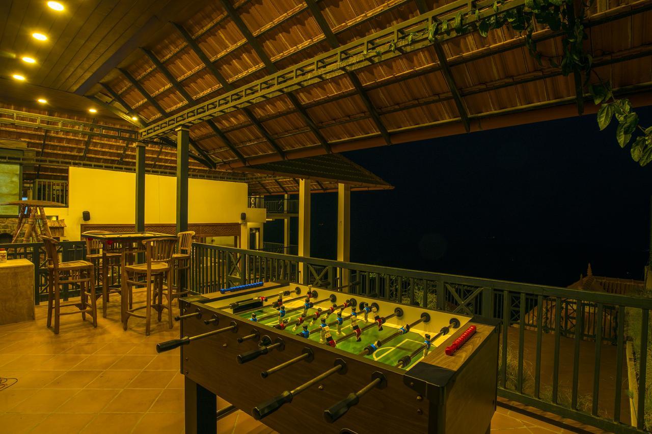 Olive Golden Ridge Resort Chinnakanal Bagian luar foto