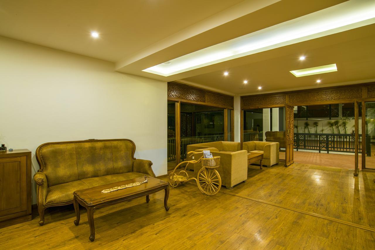 Olive Golden Ridge Resort Chinnakanal Bagian luar foto